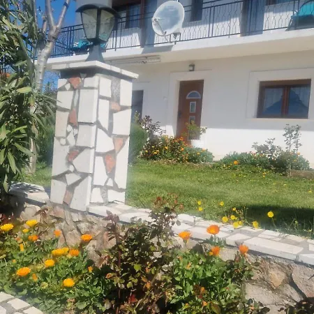 Dona Bella Donji Bitelic