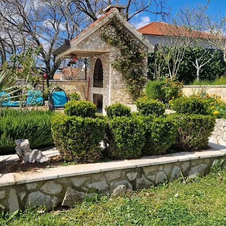 Dona Bella * Donji Bitelic