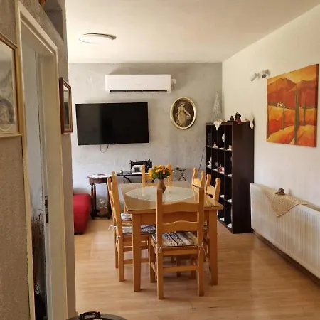 Villa Dona Bella Donji Bitelic