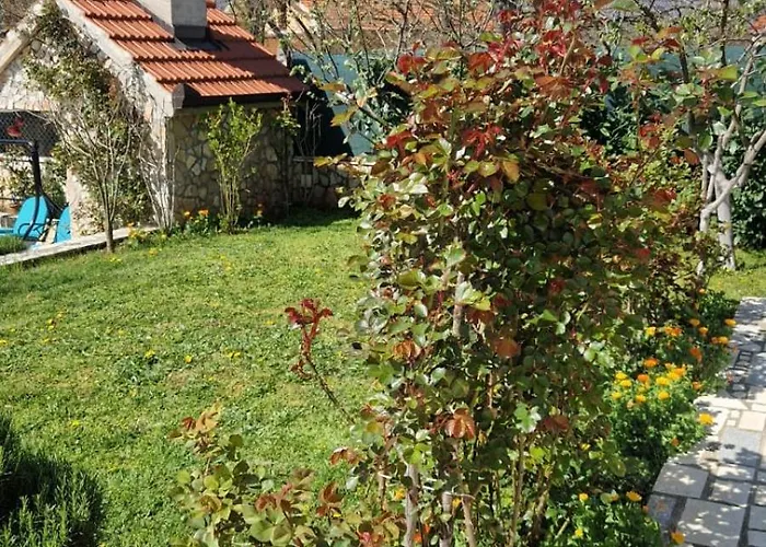 Villa Dona Bella Donji Bitelic