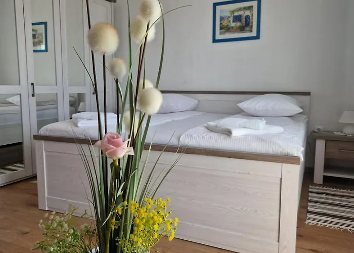 Dona Bella Villa