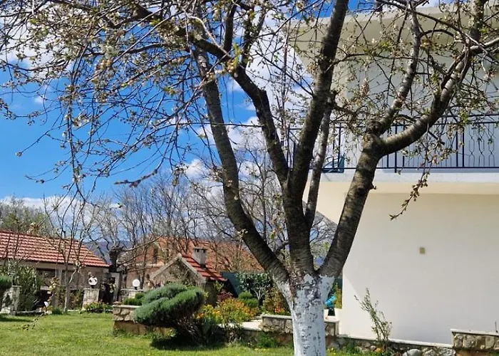 Villa Dona Bella Donji Bitelic
